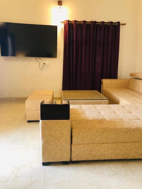 Tattva 2 Apartment พาราณสี ภายนอก รูปภาพ